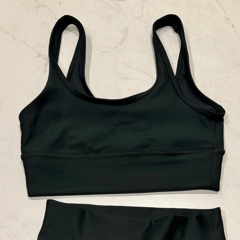 TnaGLOSS Longline Sports Bra - Dark Green